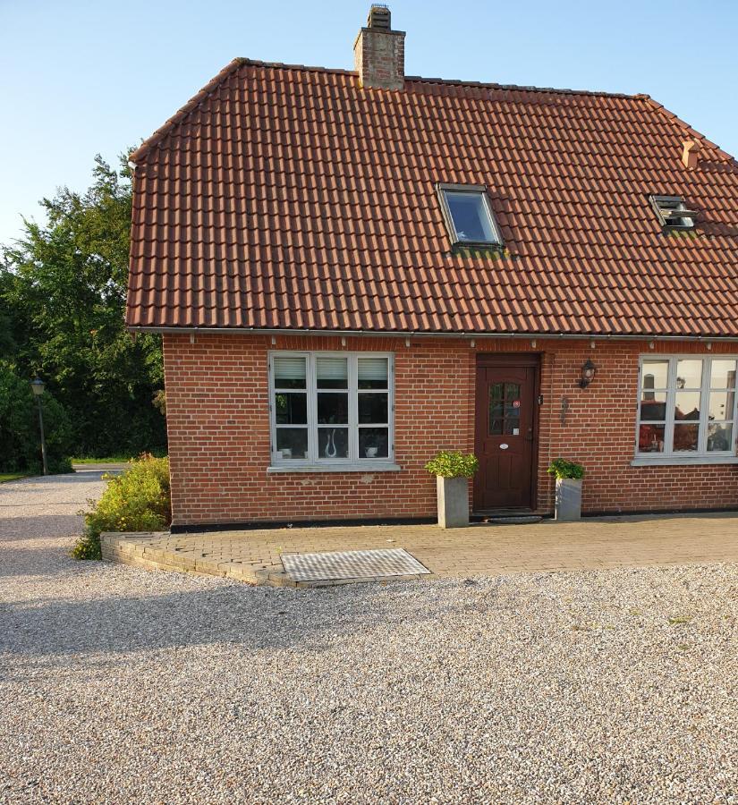 Lejlighed Vest For Christiansfeld Apartamento Exterior foto